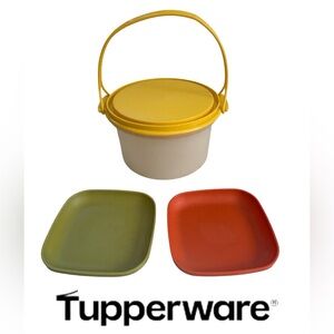 VINTAGE TUPPERWARE TOYS SET CONTAINER PLATES CAKE TAKER MINI PARTY SET